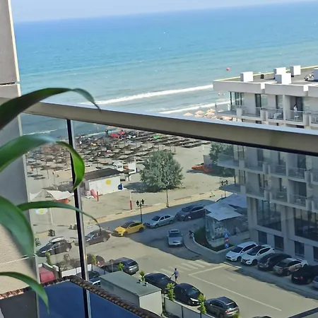 Mamaia-nordcom Exclusiviste, La Plaja Azimuth