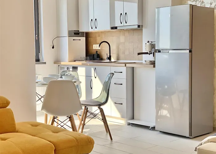 Mamaia-nordcom Exclusiviste, La Plaja Azimuth *