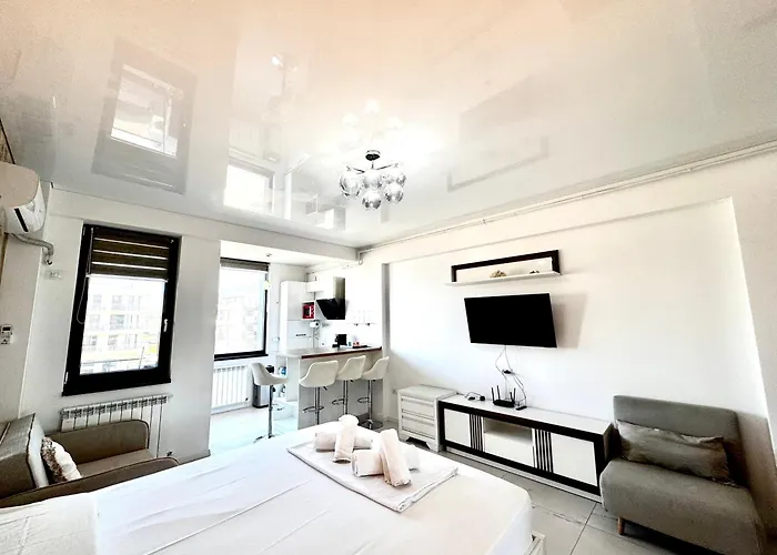 Mamaia-nordcom Exclusiviste, La Plaja Azimuth *