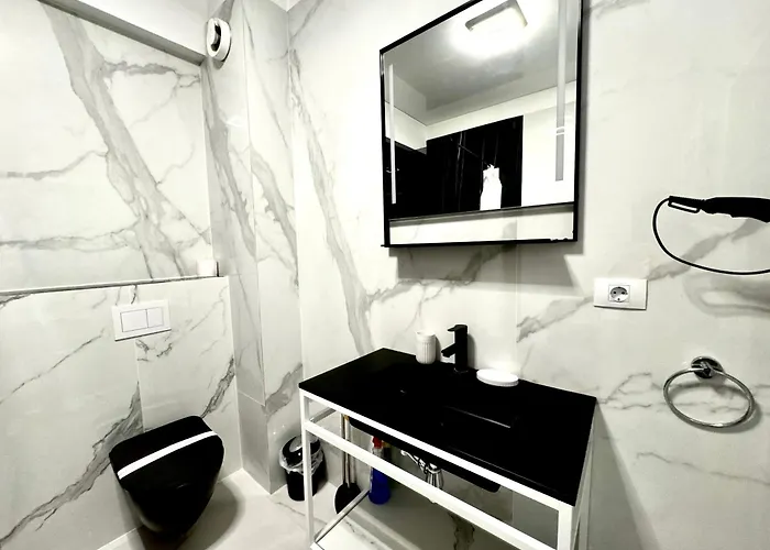 Mamaia-nordcom Exclusiviste, La Plaja Azimuth